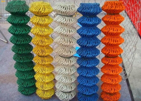 5mm Metall 4 Fuß-Kettenglied-Zaun Pvc Diamond Mesh Fencing Smooth Surface