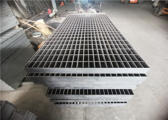 Baumaterial-Stahlfahrstraßen-Gitter, die 100X8mm elektrolytisches Polnisch zerreiben