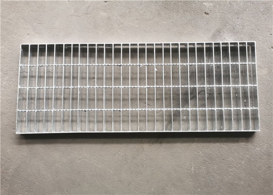 Baumaterial-Stahlfahrstraßen-Gitter, die 100X8mm elektrolytisches Polnisch zerreiben