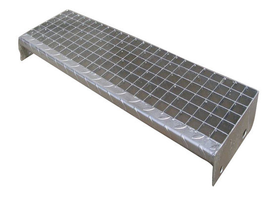 Gezackte rostfreie Treppe tritt Stahlgitter