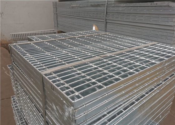 Q235 Kohlenstoffstahl-Plattform-Stahlgitter galvanisierte gezackte Quadrat-Form
