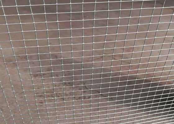 1.5*1.5cm geschweißter Draht Mesh Fence 4x8 schweißte Draht-Platten für Hühnerstall