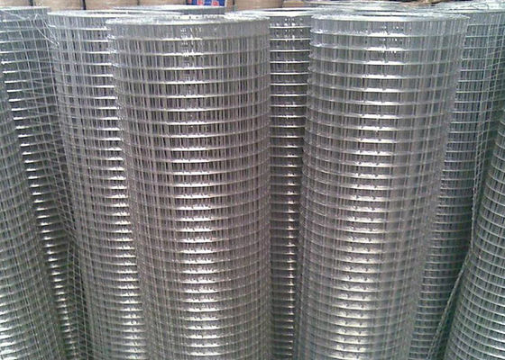 1.5*1.5cm geschweißter Draht Mesh Fence 4x8 schweißte Draht-Platten für Hühnerstall