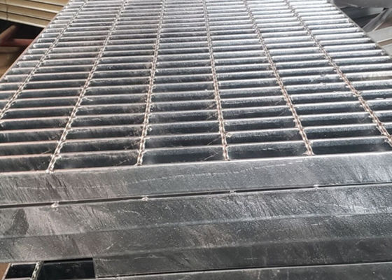 USA-Standard 6mm schweißte kratzende Stahlplattform für hoher Turm-Abfluss-Abdeckung
