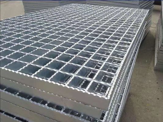 30*100mm galvanisierten geschweißten Stahlgitter-Metallgitter-Gehweg im Freien