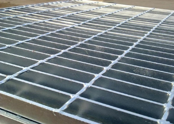 Leinwandbindung schweißte den Stahl, der 50x5mm galvanisierte errichtende Plattform zerreibt