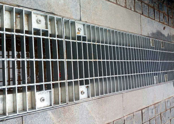 Galvanisierte Splitter-Farbe des Brücken-Stahlzerreibenplatten-Edelstahl-304