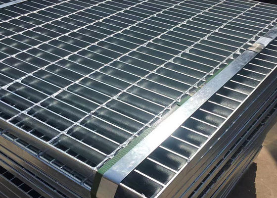 Park-Abfluss-Brücken-Metall, das 30X100mm leichte Schlagzähigkeit zerreibt