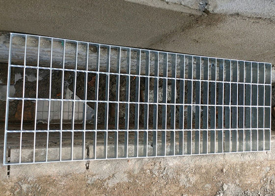 Entwässerungsgraben-Brücken-Stahlgitter