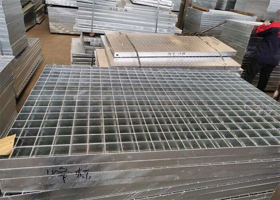 3 x 25mm harte Beanspruchung galvanisierte Boden-Gitter-Metallbaumaterialien