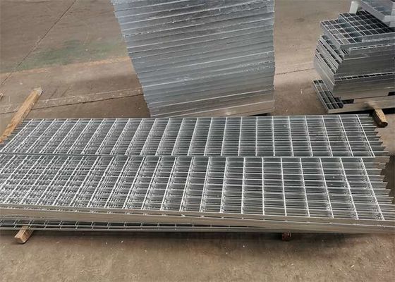 Zerreibt Stahlfahrstraßen-Entwässerung des metallq235 heißes eingetaucht galvanisiert
