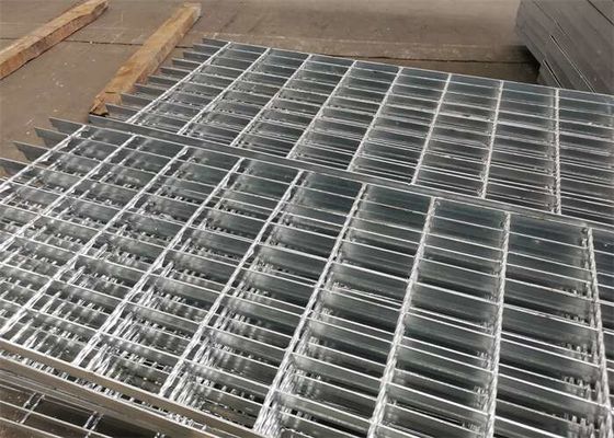 Zerreibt Stahlfahrstraßen-Entwässerung des metallq235 heißes eingetaucht galvanisiert