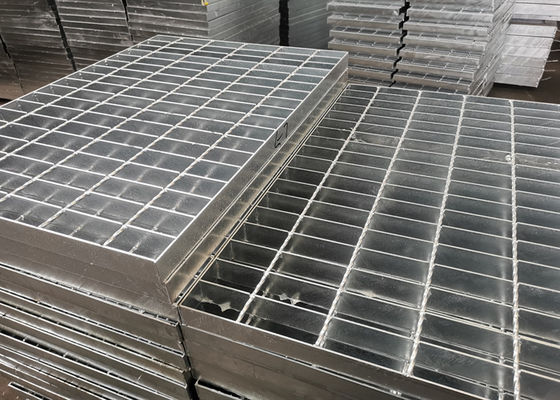 Die galvanisierte Gemeindestraße Q235 lassen Gitter ab