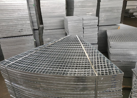 Runde Abdeckung die im Freien galvanisierte Druck der Entwässerungs-Gitter-S304 zugeschlossen
