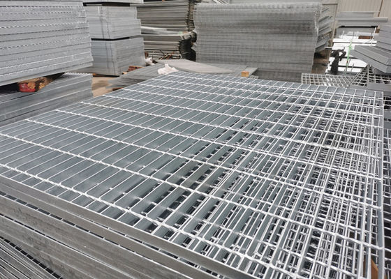 Rutschen nicht galvanisierte Gehweg-Gitter-Hochleistungsplattform 75x10mm