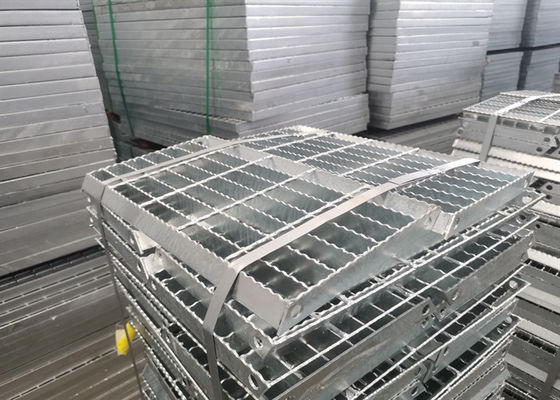 Hochfester Gleiter-Stahlbeweis galvanisierte Gehweg-Masche der Plattform-kratzender 100mm