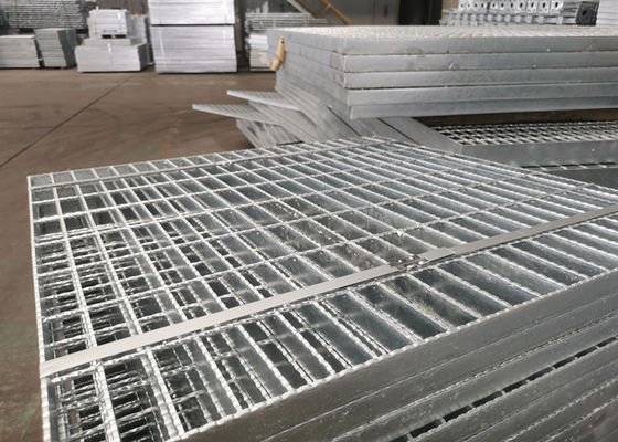 Edelstahl-Gitter des 40mm Höhen-heißes Bad-galvanisiertes Gitter-S275JR 304 im Freien